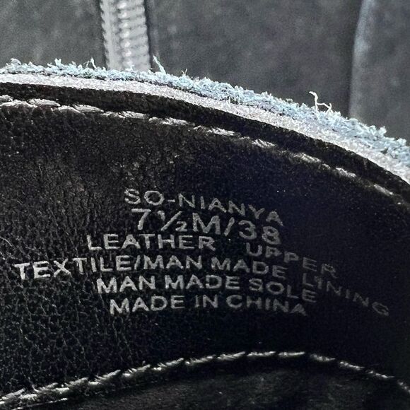 Sole Society Nianya Pointed toe Bootie in Black Suede Size 38 / 7.5 - Picture 8 of 9